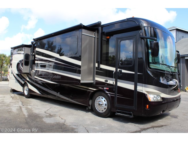 2016 Forest River Berkshire 38B - Used Diesel Pusher For Sale by Glades RV in Fort Myers, Florida features Queen Bed, Bath & 1/2, Medicine Cabinet