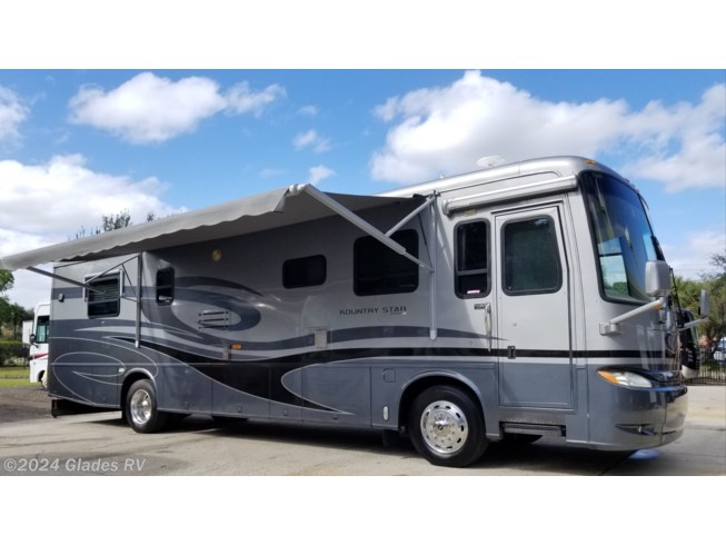 2005 Newmar Kountry Star 3720 - Used Diesel Pusher For Sale by Glades RV in Fort Myers, Florida