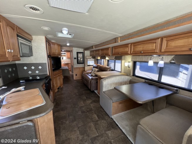 Used 2013 Winnebago Vista 35F available in Fort Myers, Florida