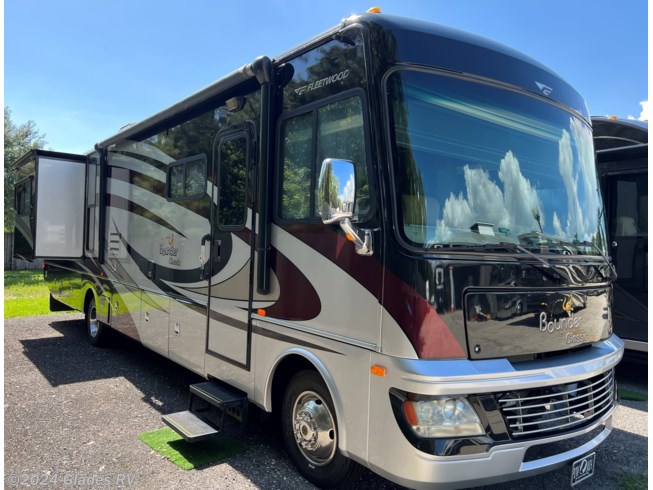 New 2012 Fleetwood Bounder Classic 36R available in Fort Myers, Florida