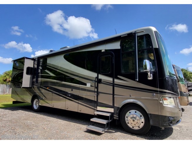2014 Newmar Canyon Star 3610 - Used Class A For Sale by Glades RV in Fort Myers, Florida