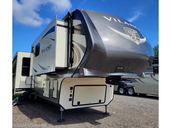 Used 2018 Vanleigh Vilano 369 FB available in Fort Myers, Florida