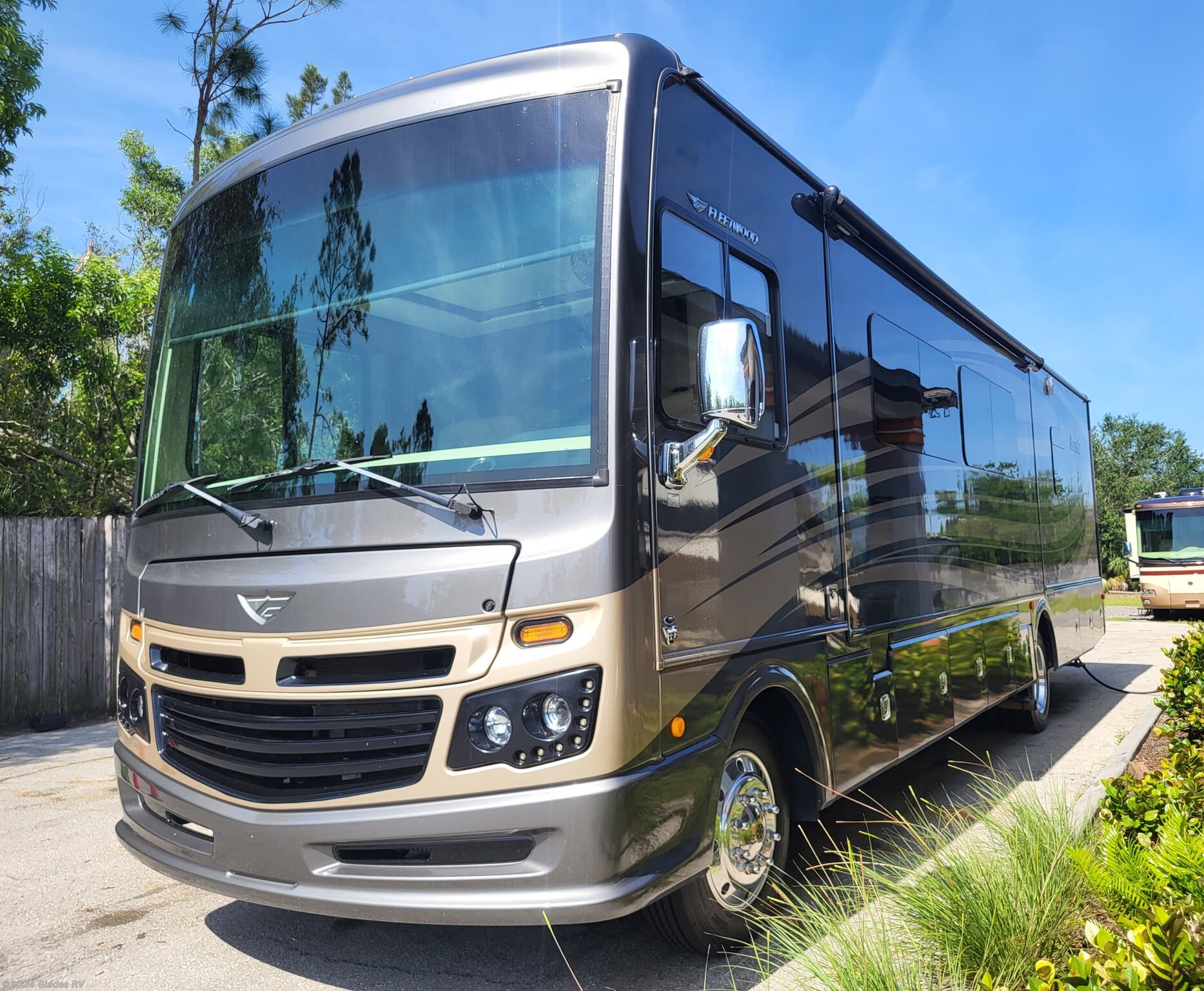 2017 Fleetwood Bounder 35k Rv For Sale In Fort Myers Fl 33912 1256