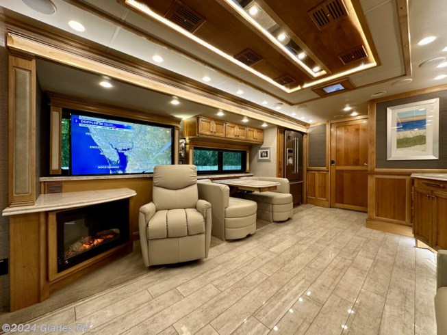 2020 Phaeton 40 IH by Tiffin from Glades RV in Fort Myers, Florida