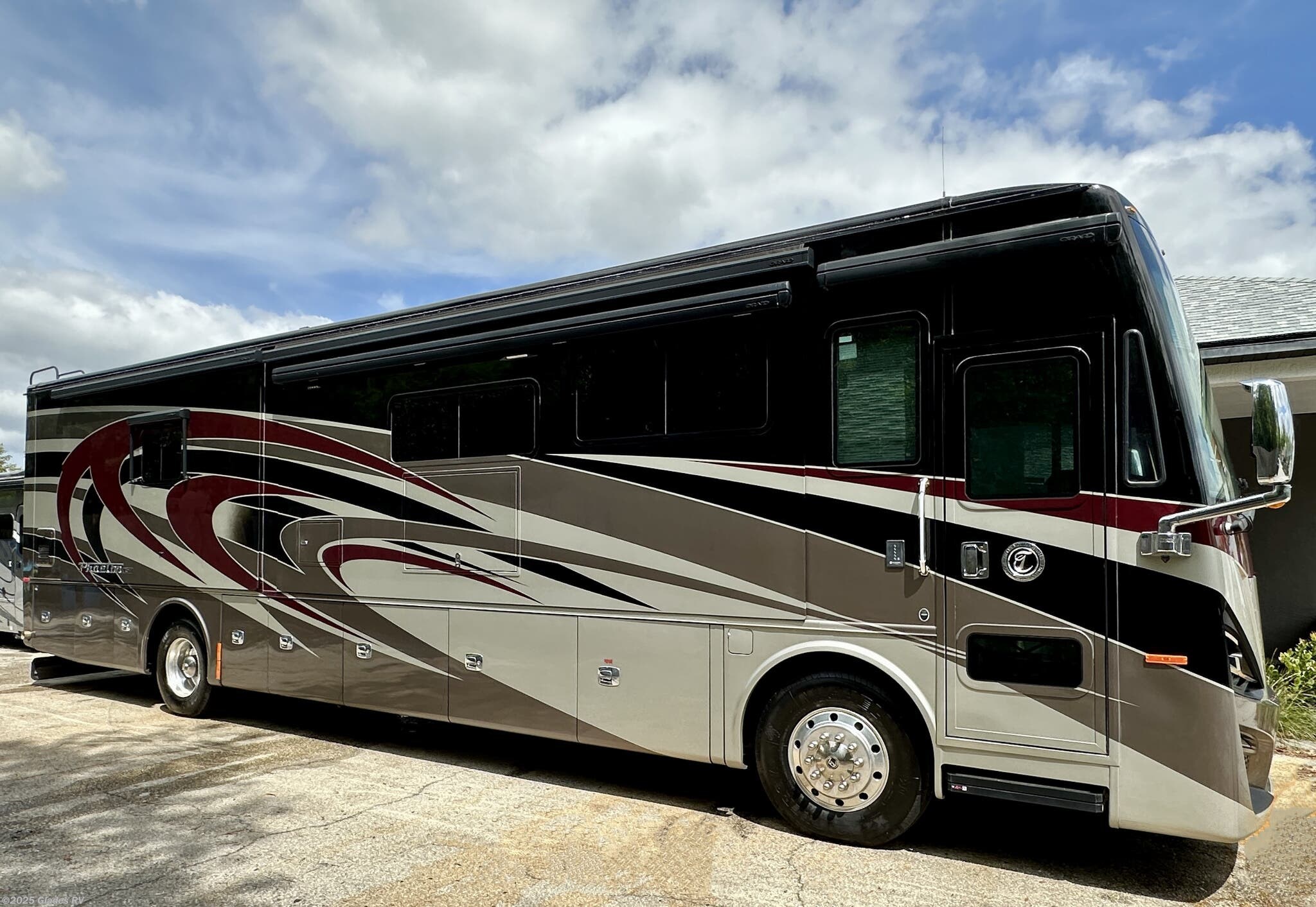 2020 Tiffin Phaeton 40 IH RV for Sale in Fort Myers, FL 33912 | 1380 ...