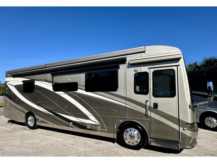 Used 2021 Newmar New Aire 3543 available in Fort Myers, Florida