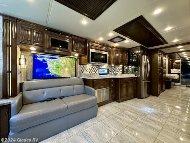 2018 Dutch Star 4326 by Newmar from Glades RV in Fort Myers, Florida