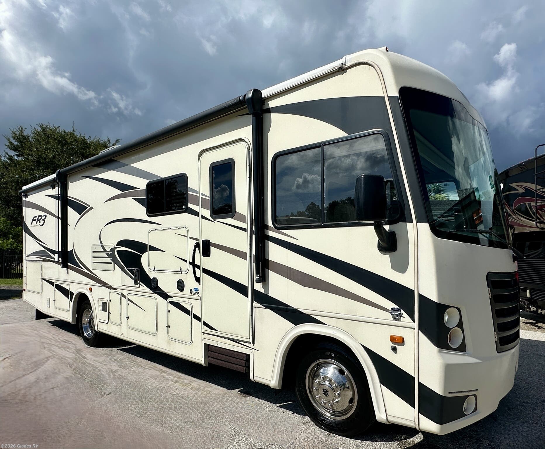 <span style='text-decoration:line-through;'>2018 Forest River FR3 30DS</span>