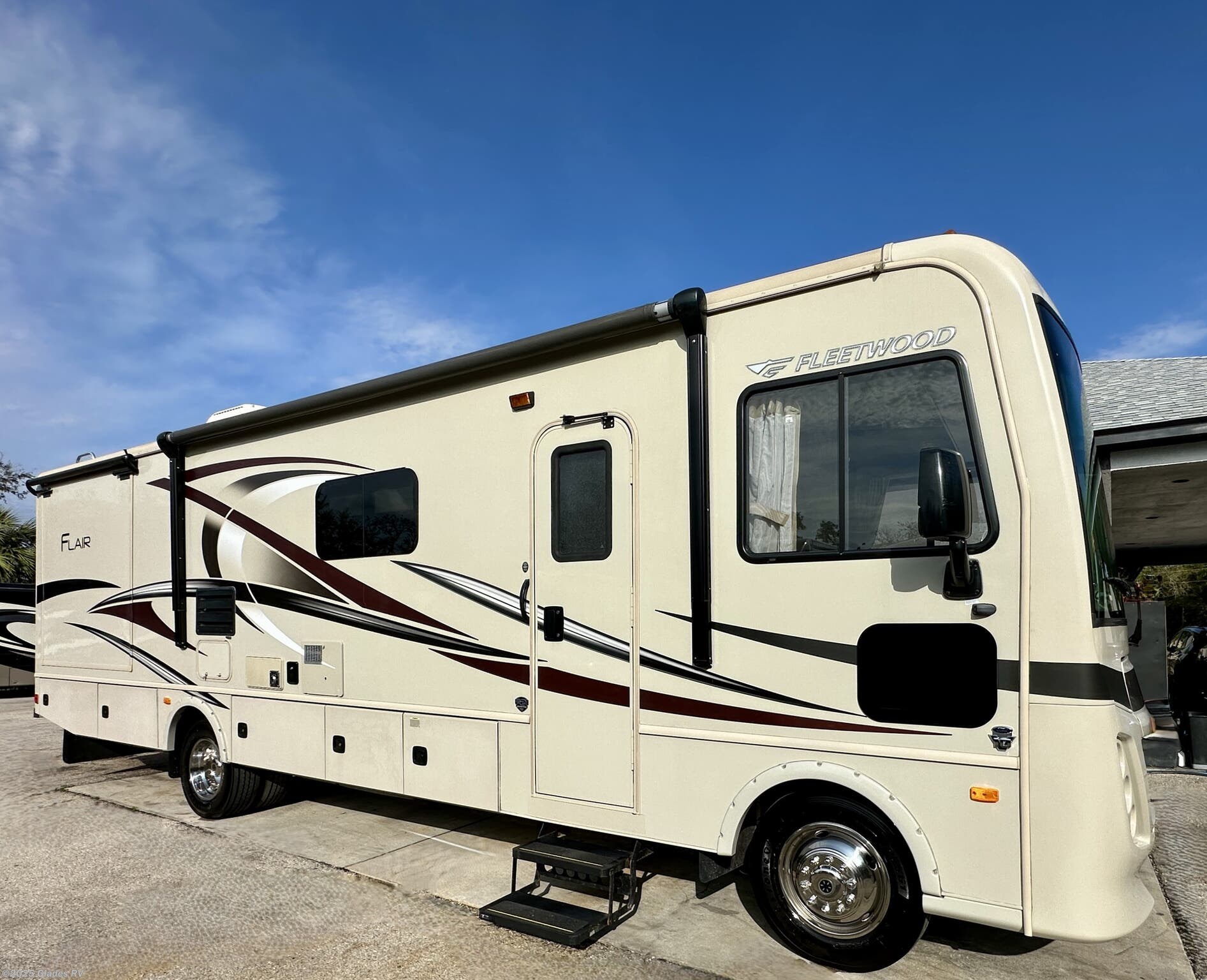 <span style='text-decoration:line-through;'>2017 Fleetwood Flair 31A</span>