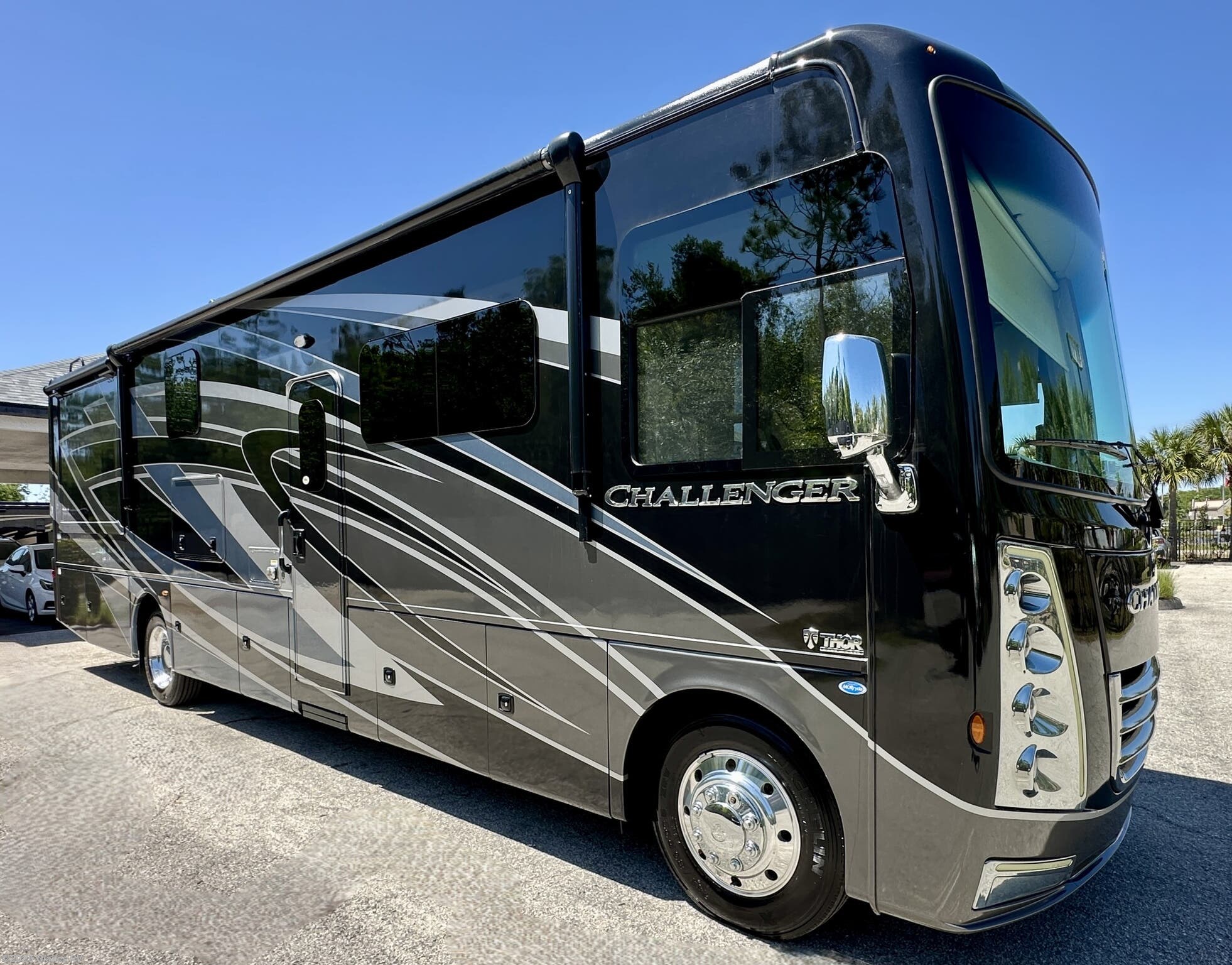 <span style='text-decoration:line-through;'>2023 Thor Motor Coach Challenger 36FA</span>
