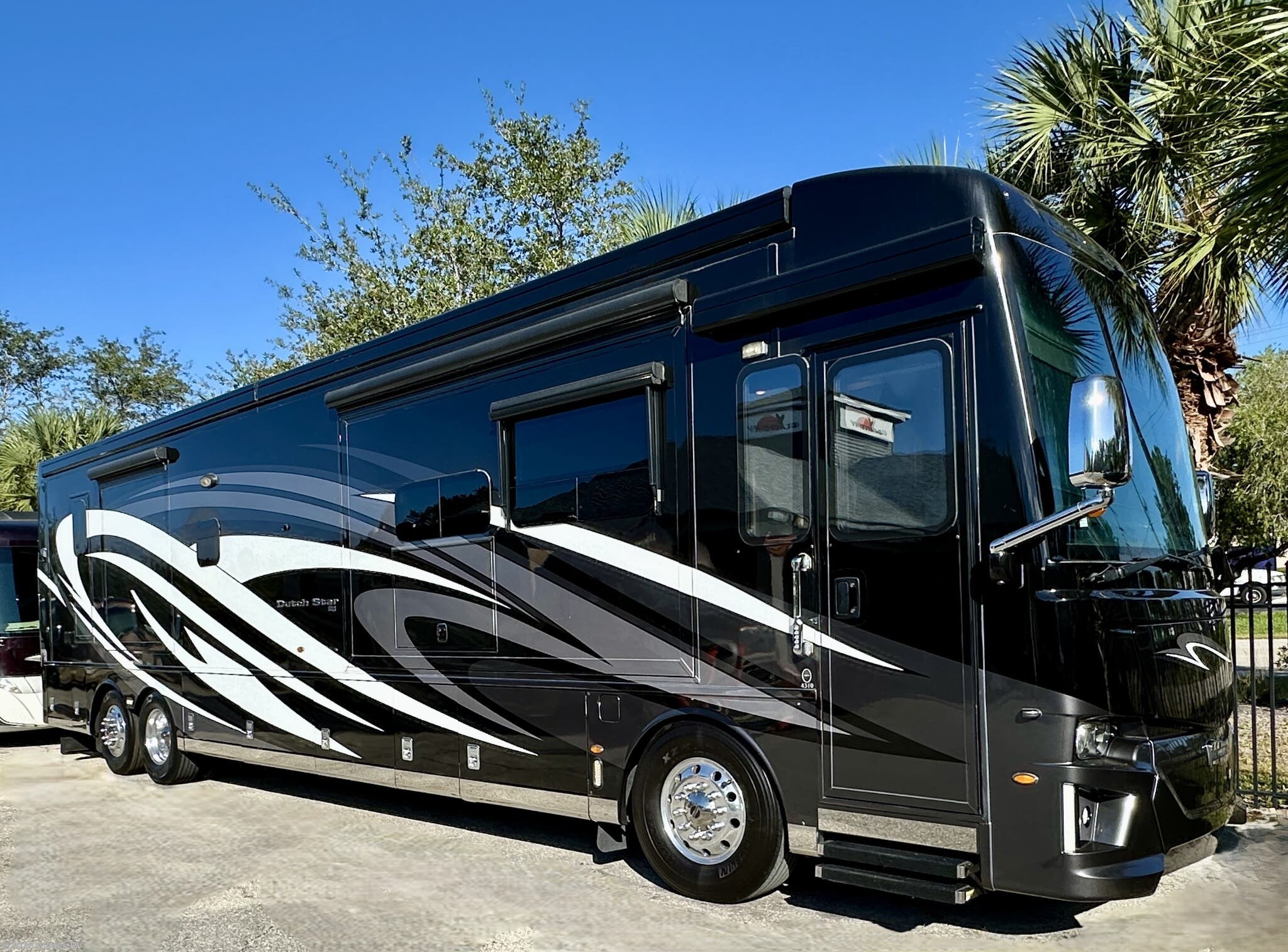 2019 Newmar Dutch Star 4310
