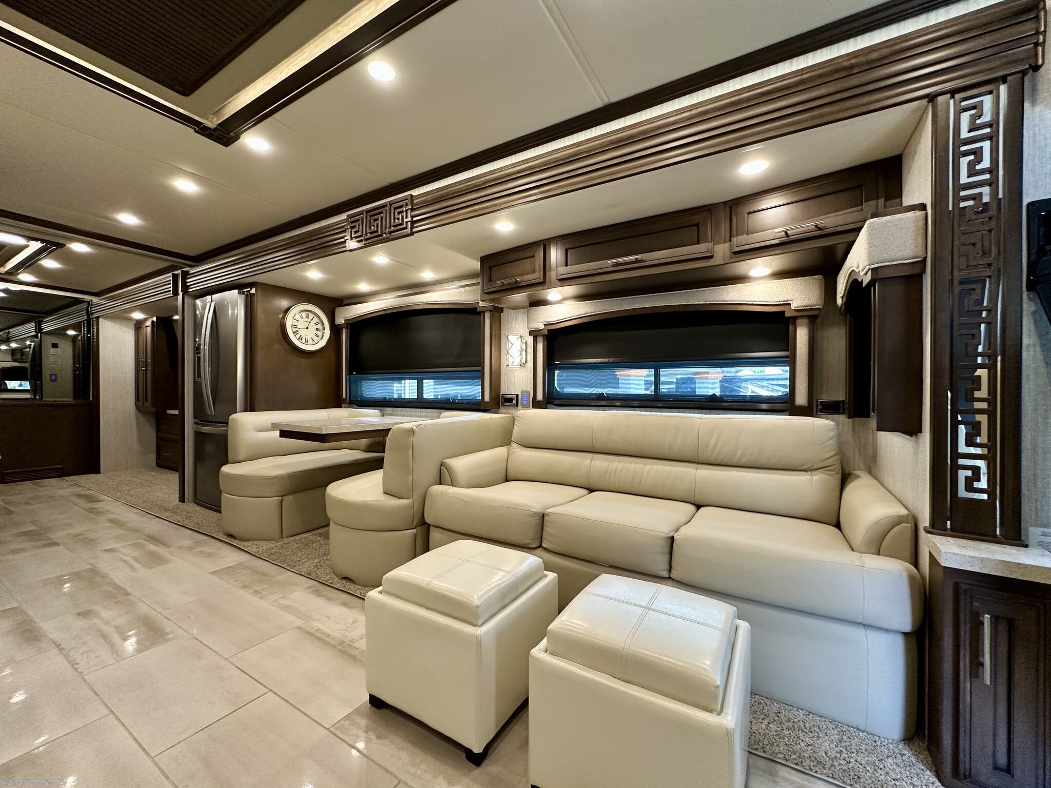 Used 2022 Newmar Ventana 3709 available in Fort Myers, Florida