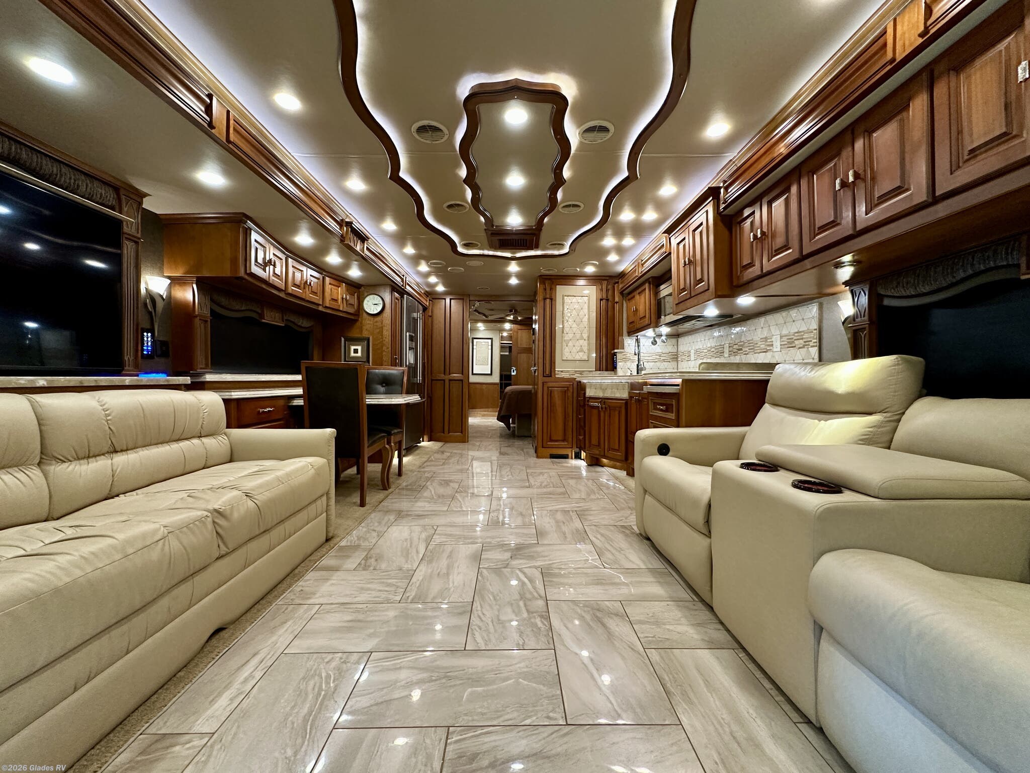 2017 Tiffin Allegro Bus 45 OPP - Used Diesel Pusher For Sale by Glades RV in Fort Myers, Florida features Day/Night Shades, Ceiling Fan, Exterior Freezer, King Size Bed, 50 Amp Service