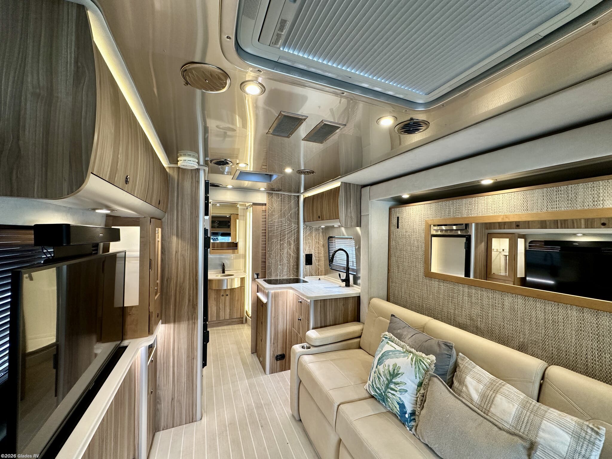 2021 Atlas Tommy Bahama by Airstream from Glades RV in Fort Myers, Florida