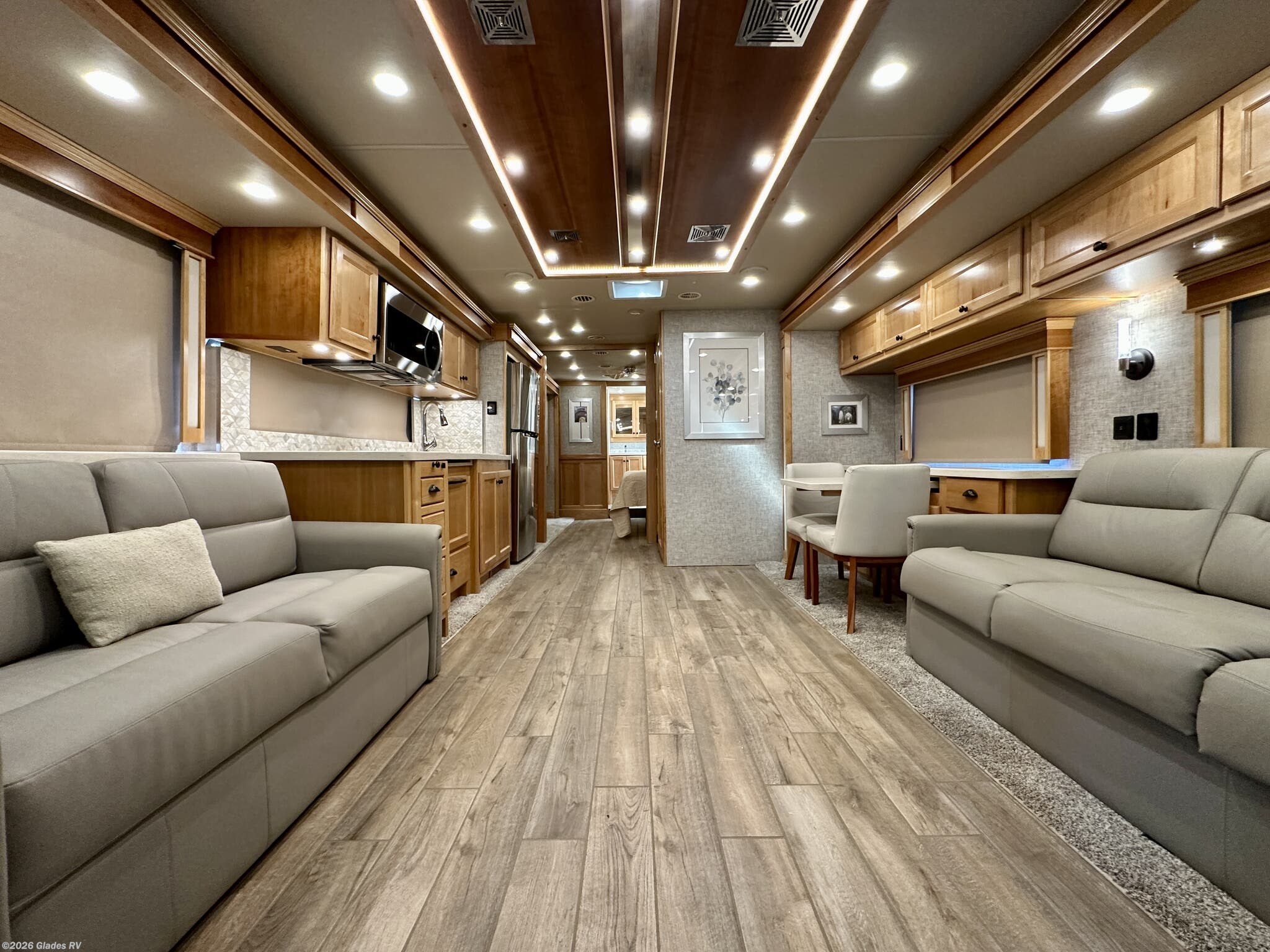 2023 Tiffin Allegro Red 360 37 BA - Used Diesel Pusher For Sale by Glades RV in Fort Myers, Florida features Day/Night Shades, Washer, Bath & 1/2, Power Entrance Step, Dishwasher