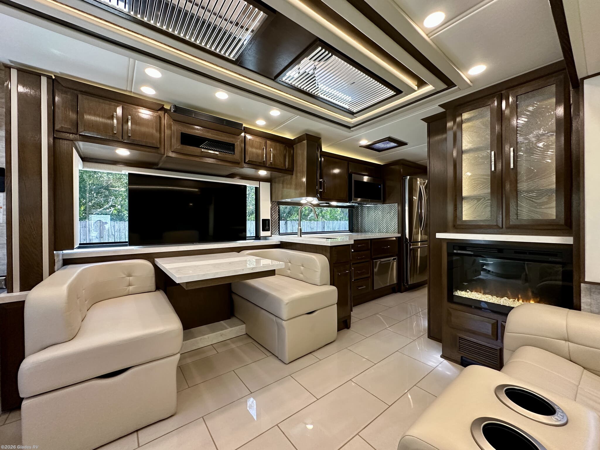 2022 New Aire 3543 by Newmar from Glades RV in Fort Myers, Florida