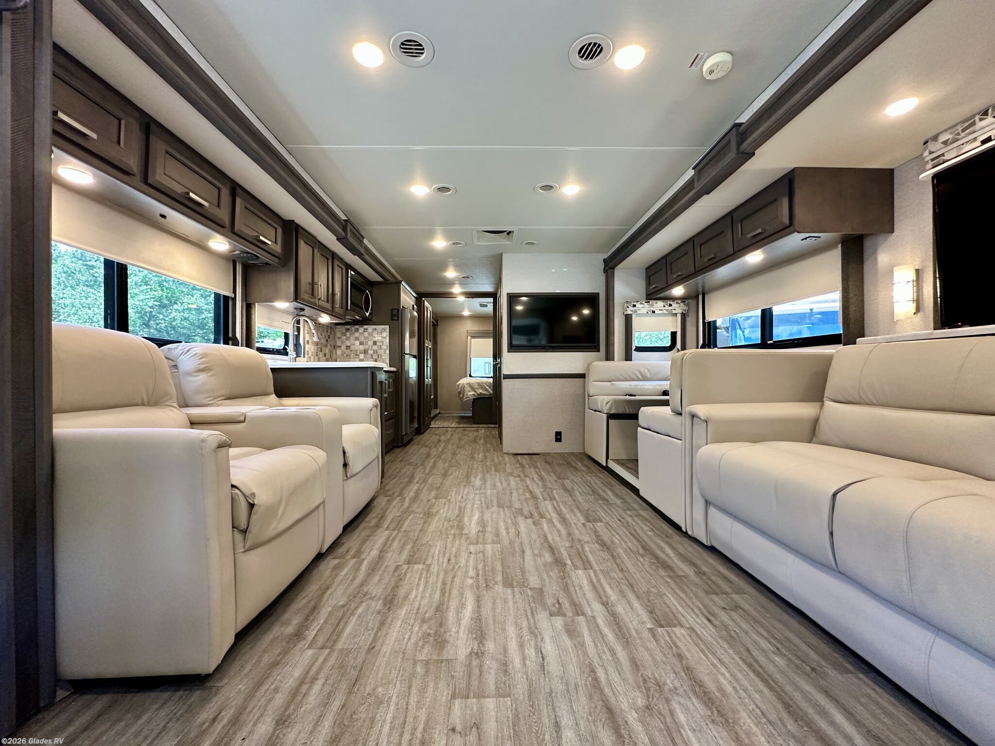 2023 Thor Motor Coach Miramar 35.2 - Used Class A For Sale by Glades RV in Fort Myers, Florida features Televator TV, Dryer, Backup Camera, Automatic Leveling Jacks, Generator