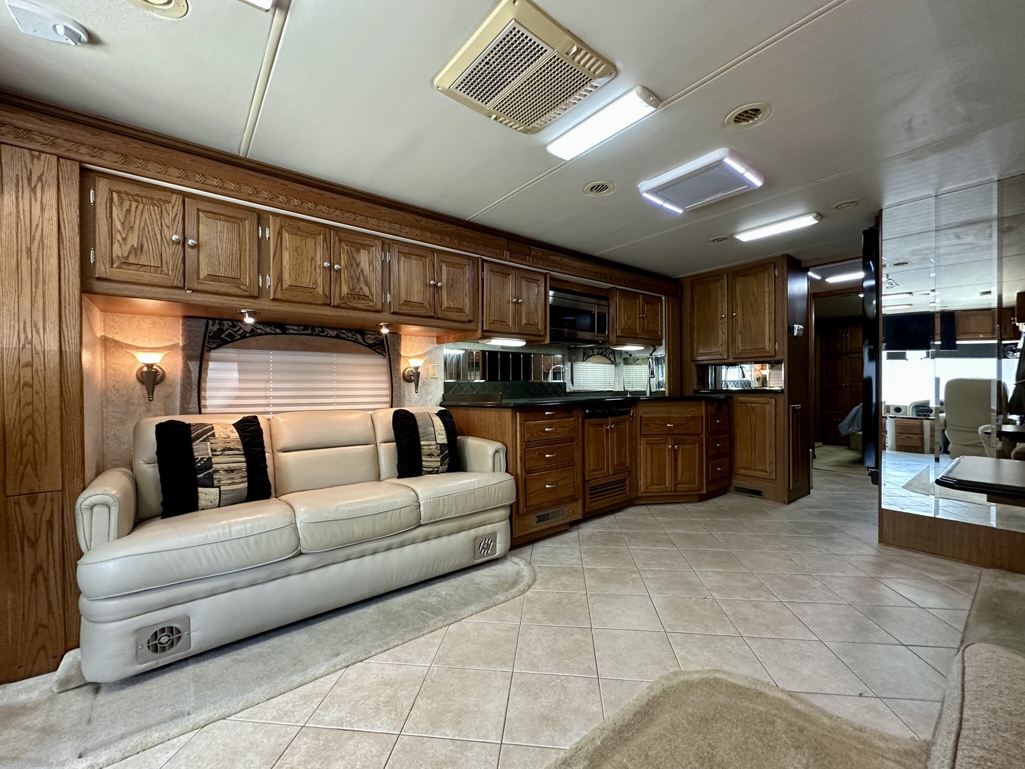 2006 Phaeton 40 QSH by Tiffin from Glades RV in Fort Myers, Florida