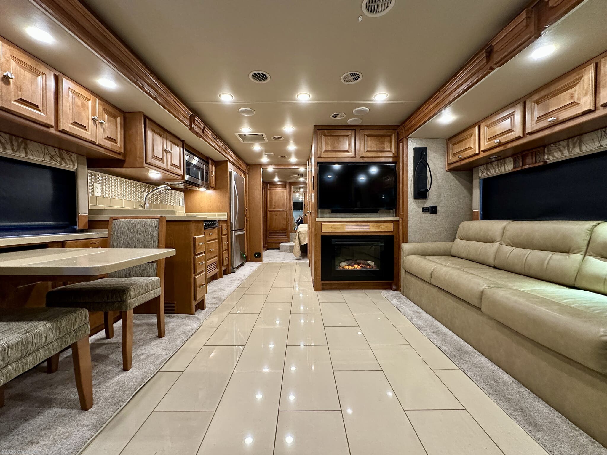 2017 Tiffin Allegro Red 33 AA - Used Diesel Pusher For Sale by Glades RV in Fort Myers, Florida features Fireplace, Day/Night Shades, Outside Entertainment Center, Pantry, Automatic Leveling Jacks