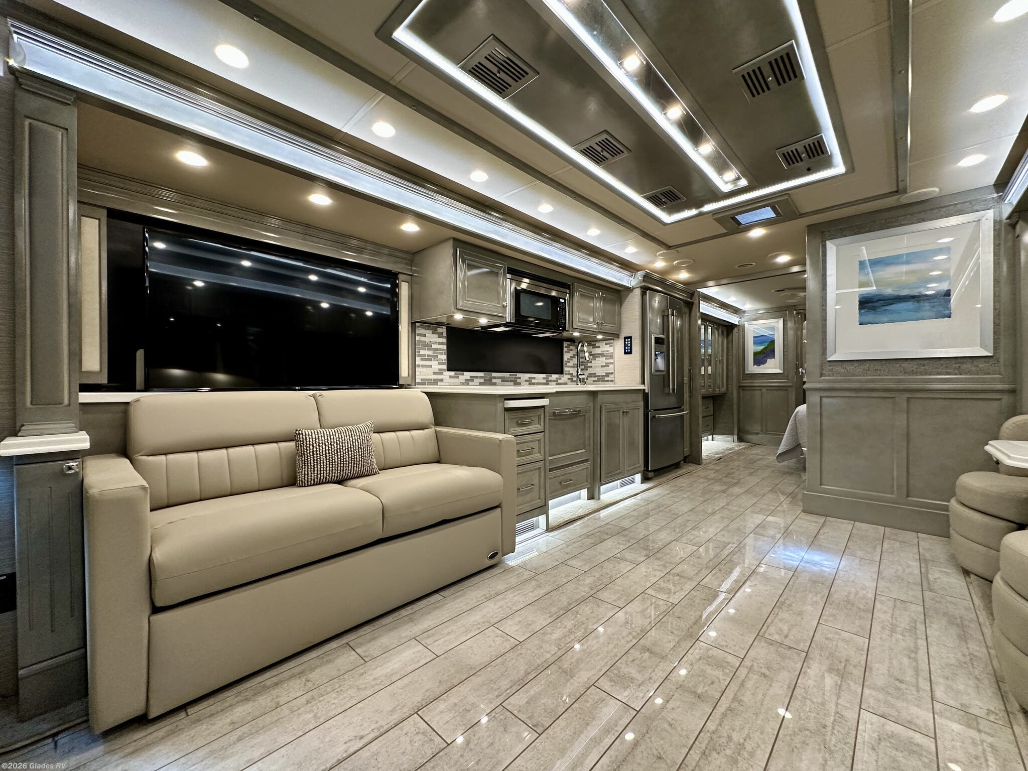 2020 Phaeton 37 BH by Tiffin from Glades RV in Fort Myers, Florida