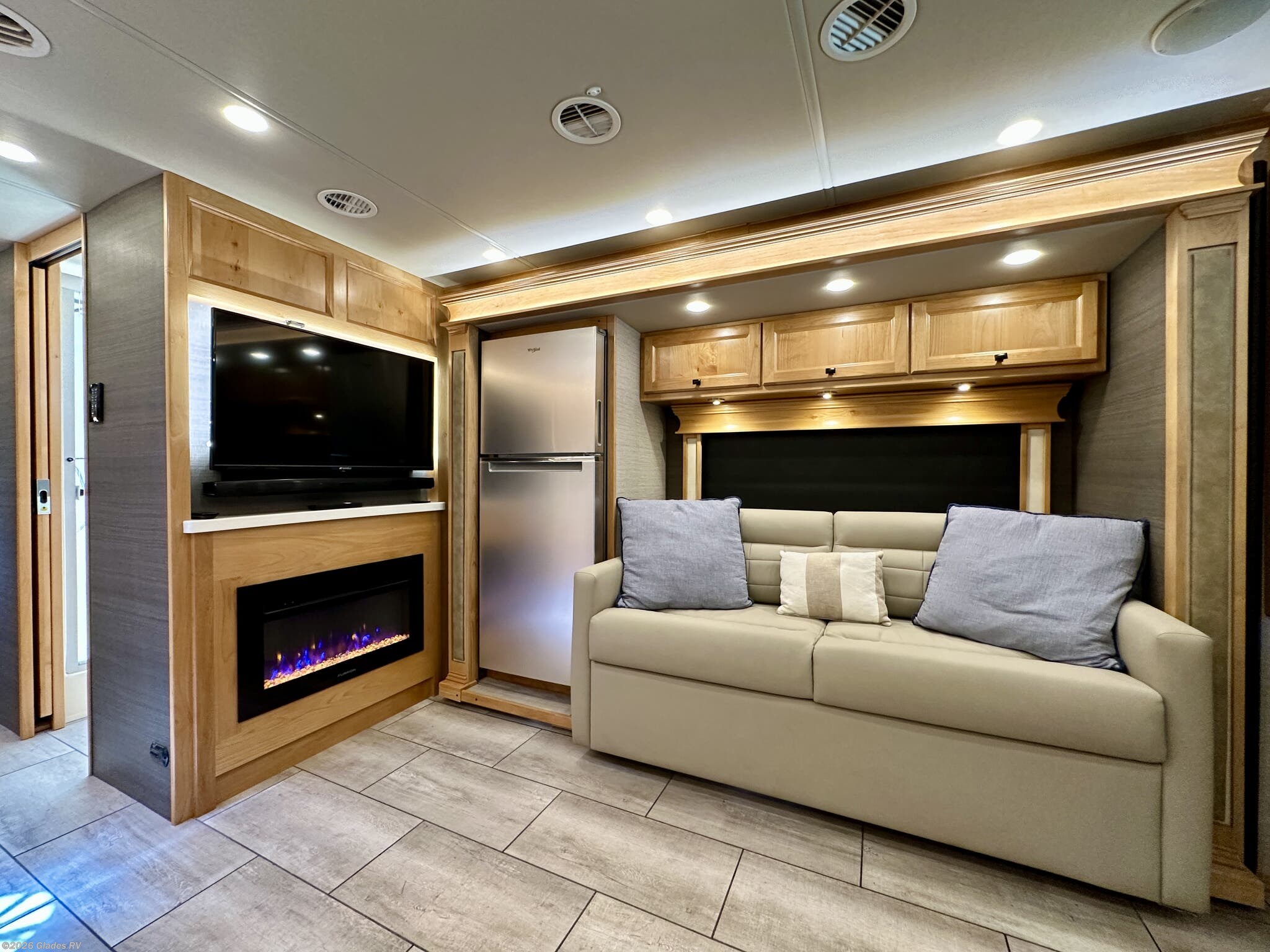 Used 2022 Tiffin Allegro Breeze 33 BR available in Fort Myers, Florida