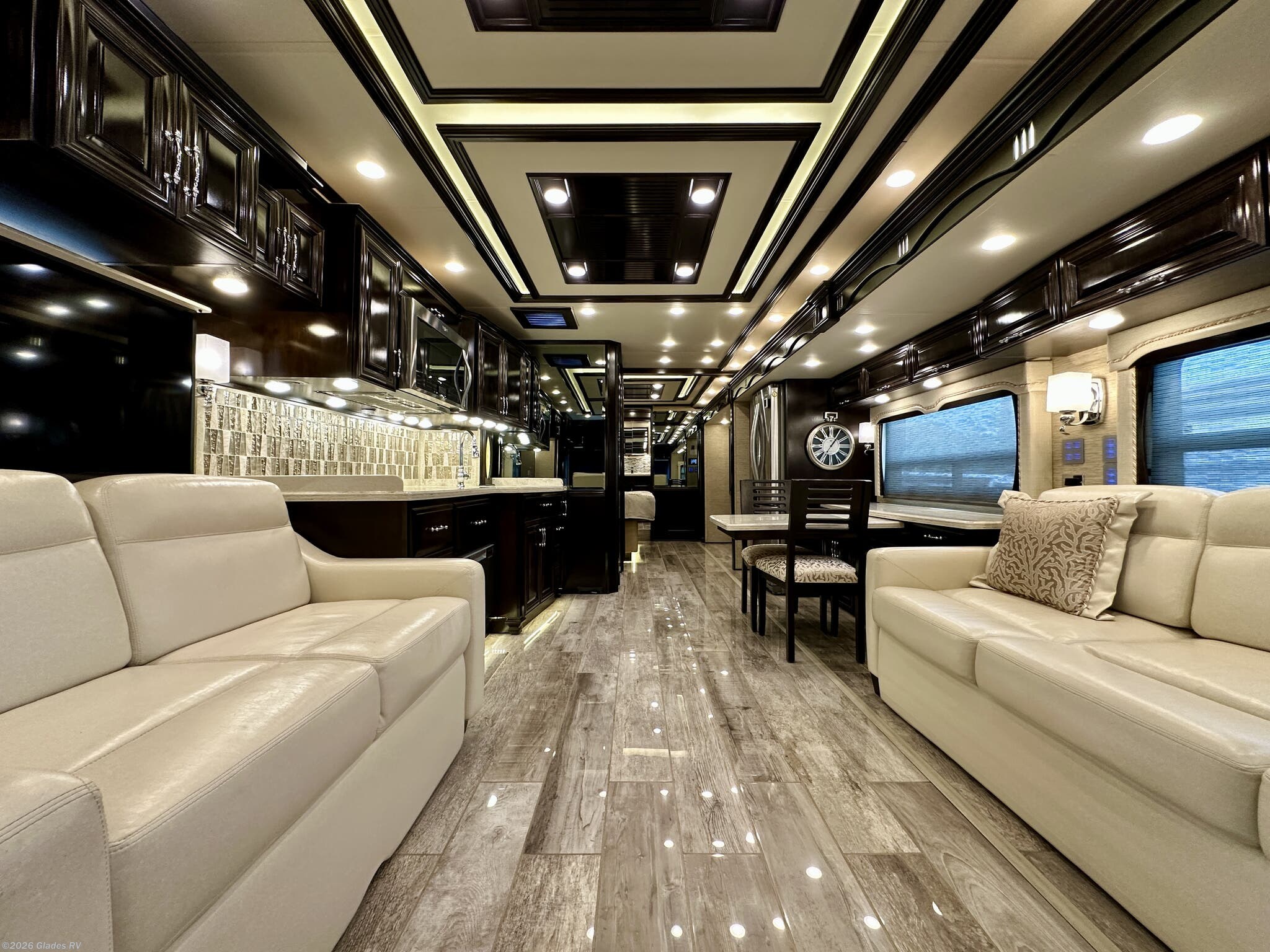 2018 Newmar Mountain Aire 4047 - Used Diesel Pusher For Sale by Glades RV in Fort Myers, Florida features Keyless Entry, Residential Refrigerator, Solid Surface Countertops, Washer, 50 Amp Service