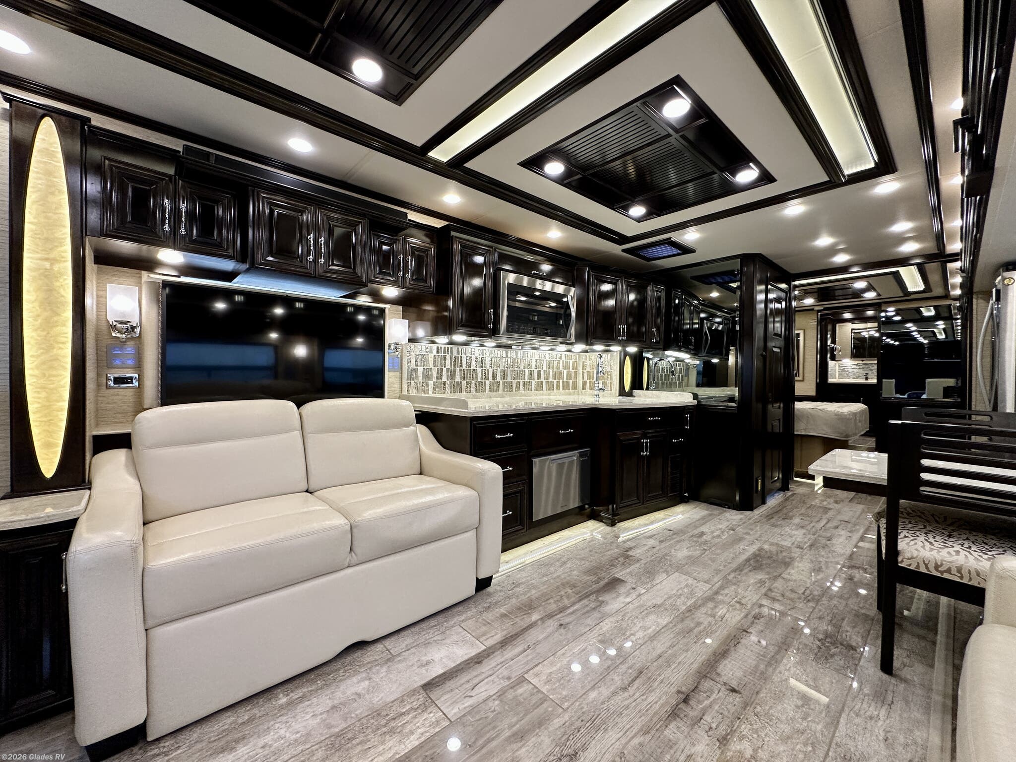 2018 Mountain Aire 4047 by Newmar from Glades RV in Fort Myers, Florida