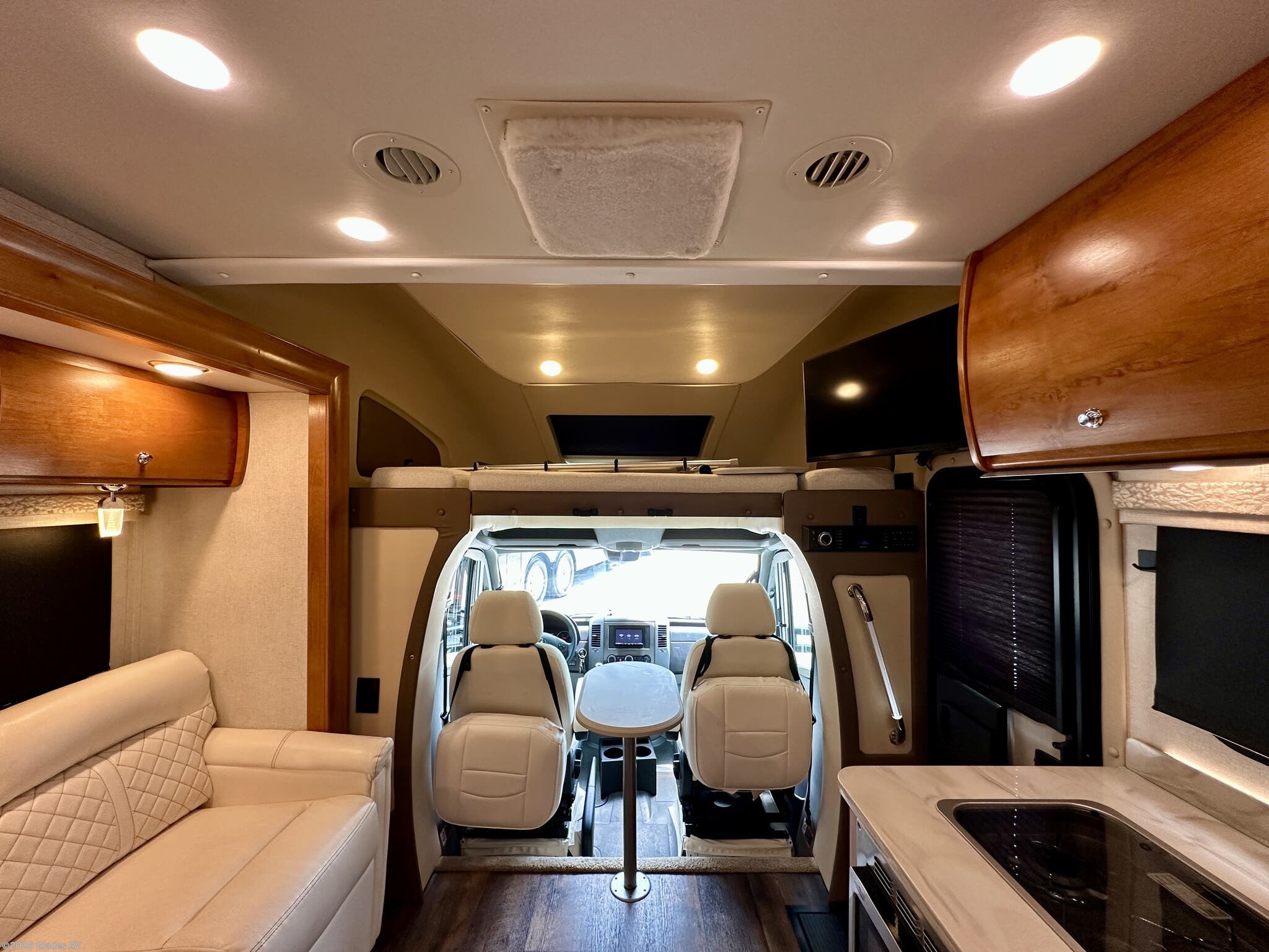 Used 2019 Tiffin Wayfarer 24 TW available in Fort Myers, Florida