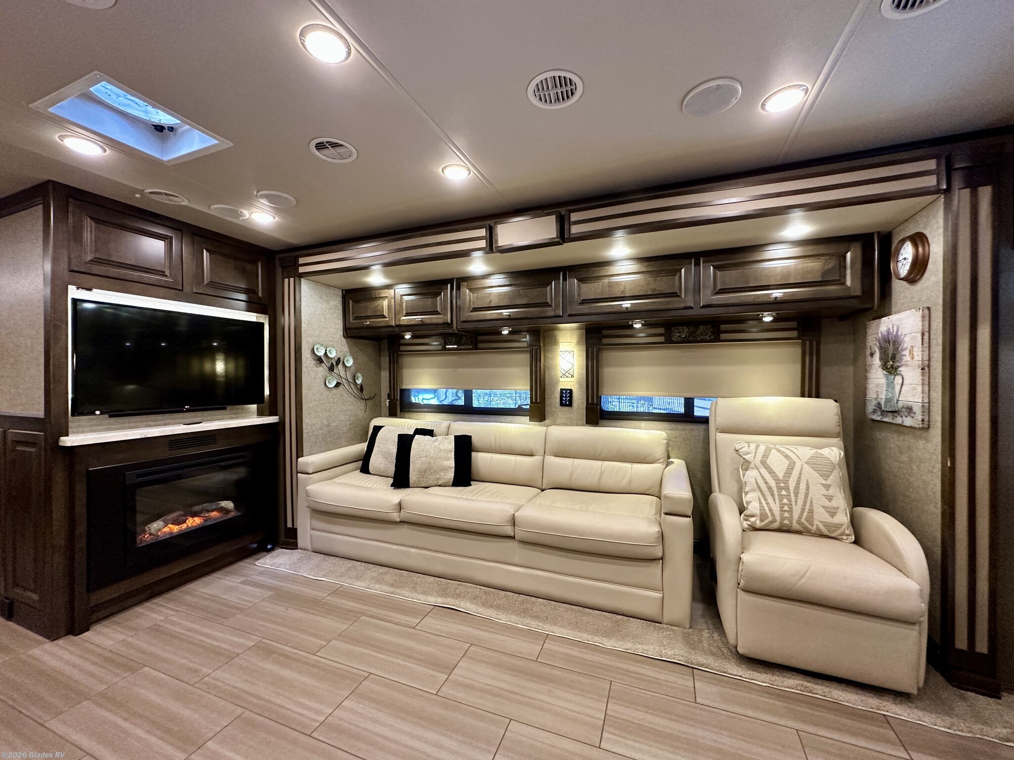 Used 2018 Tiffin Allegro Red 37 PA available in Fort Myers, Florida