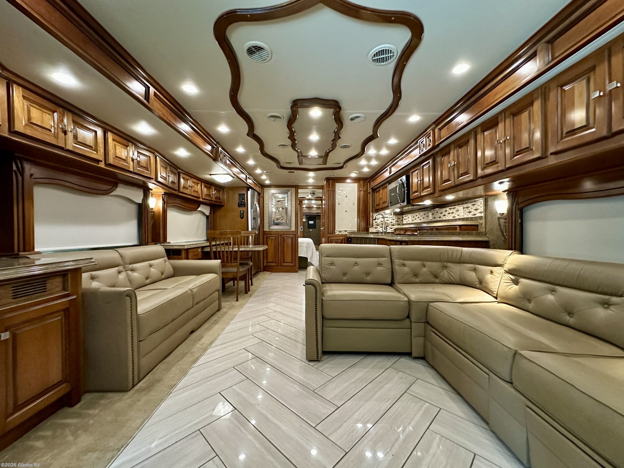 2014 Tiffin Allegro Bus 45 LP - Used Diesel Pusher For Sale by Glades RV in Fort Myers, Florida features Dryer, Bath & 1/2, Residential Refrigerator, Washer, Backup Camera