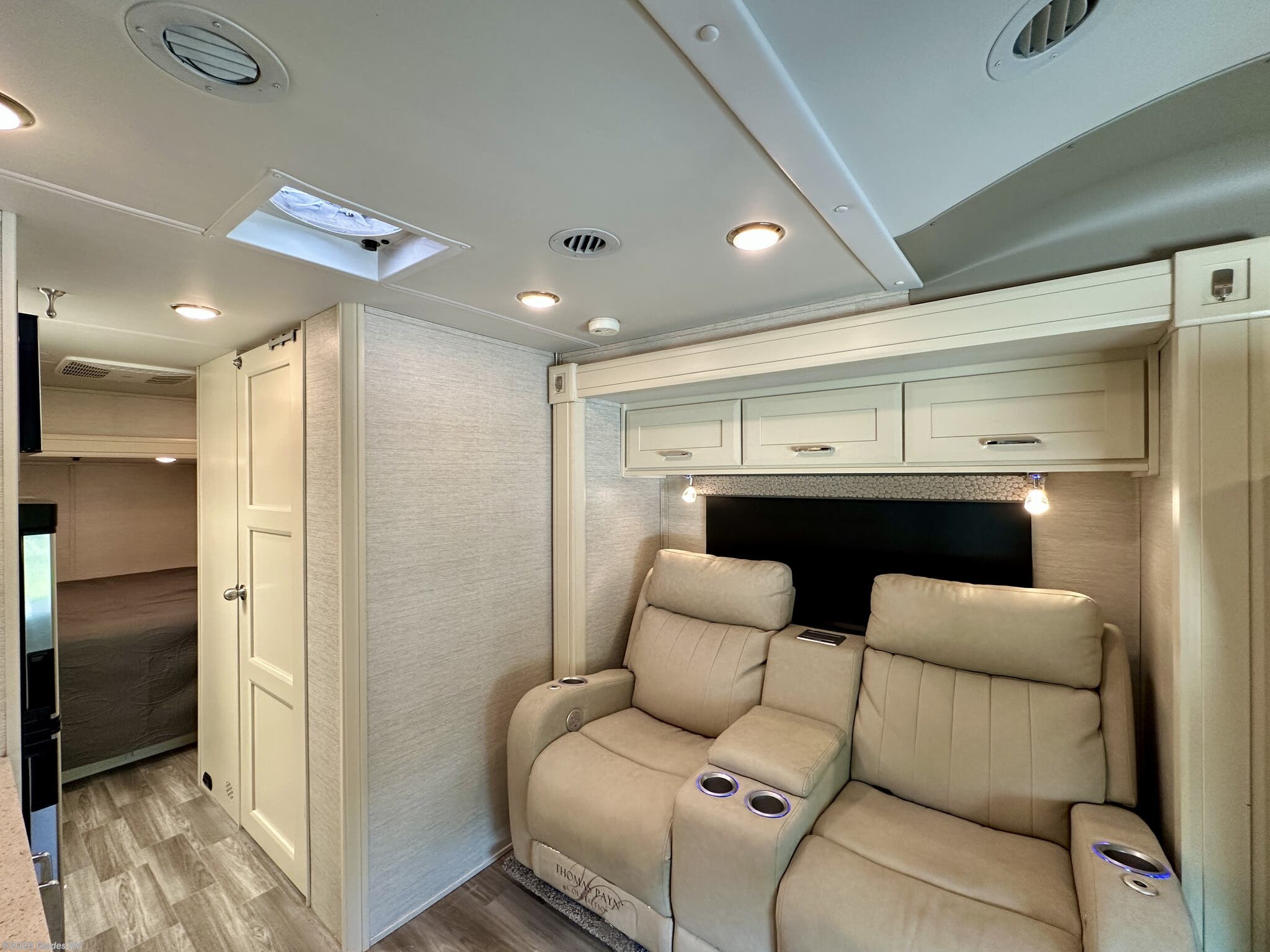 2021 Wayfarer 25 SW by Tiffin from Glades RV in Fort Myers, Florida