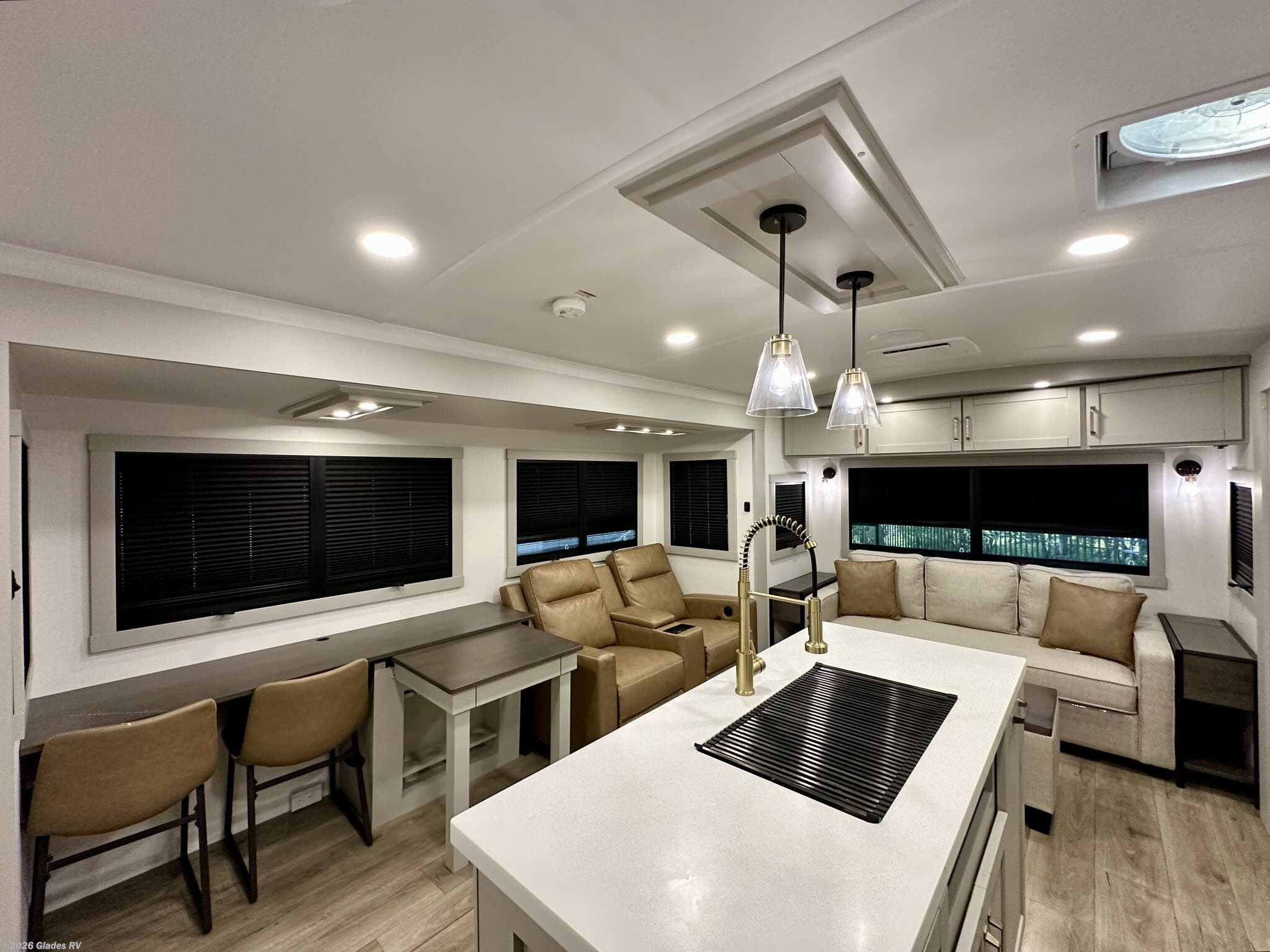 2025 Model Z AIR 310 by Brinkley RV from Glades RV in Fort Myers, Florida
