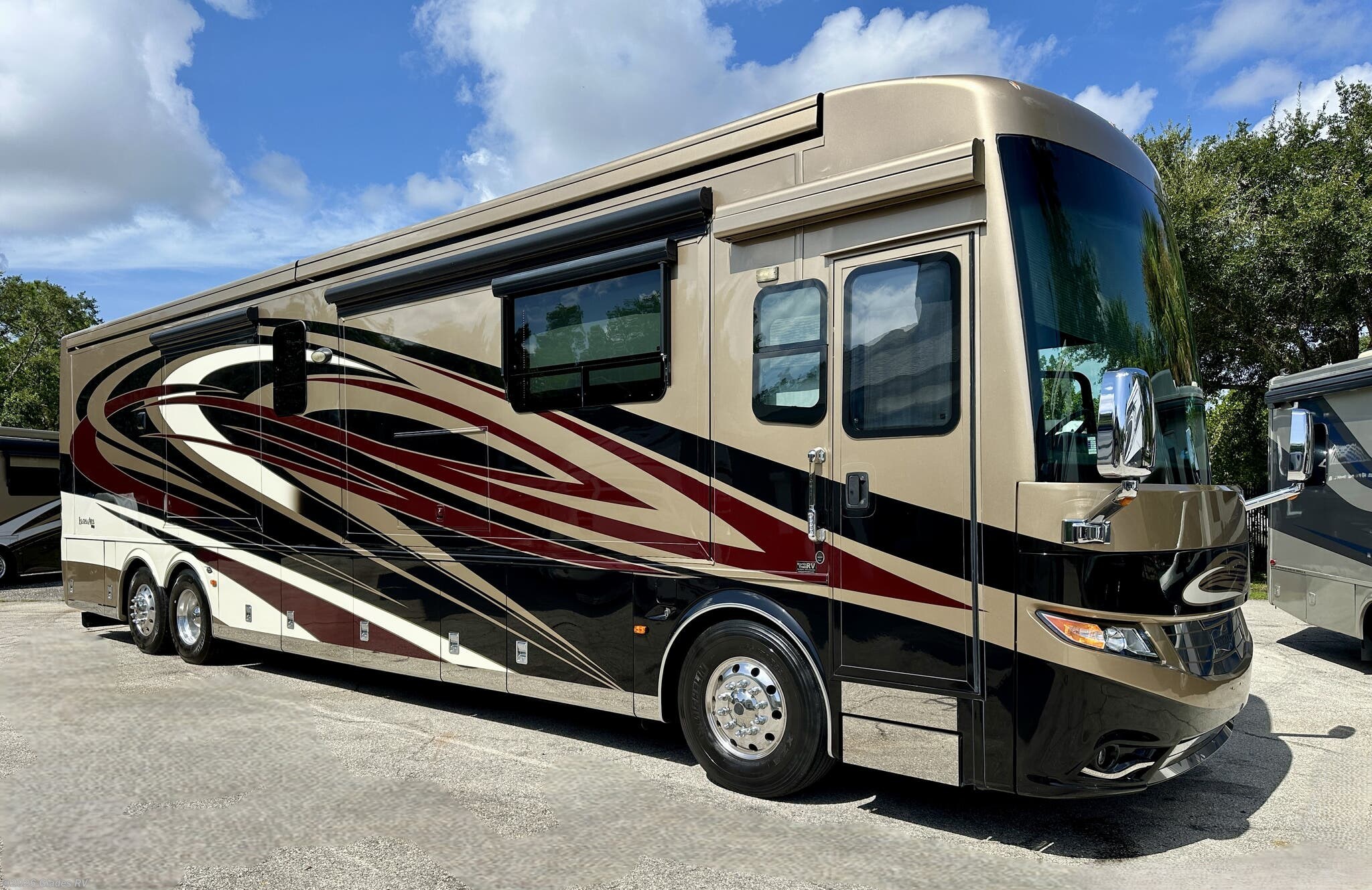 2016 Newmar London Aire 4519