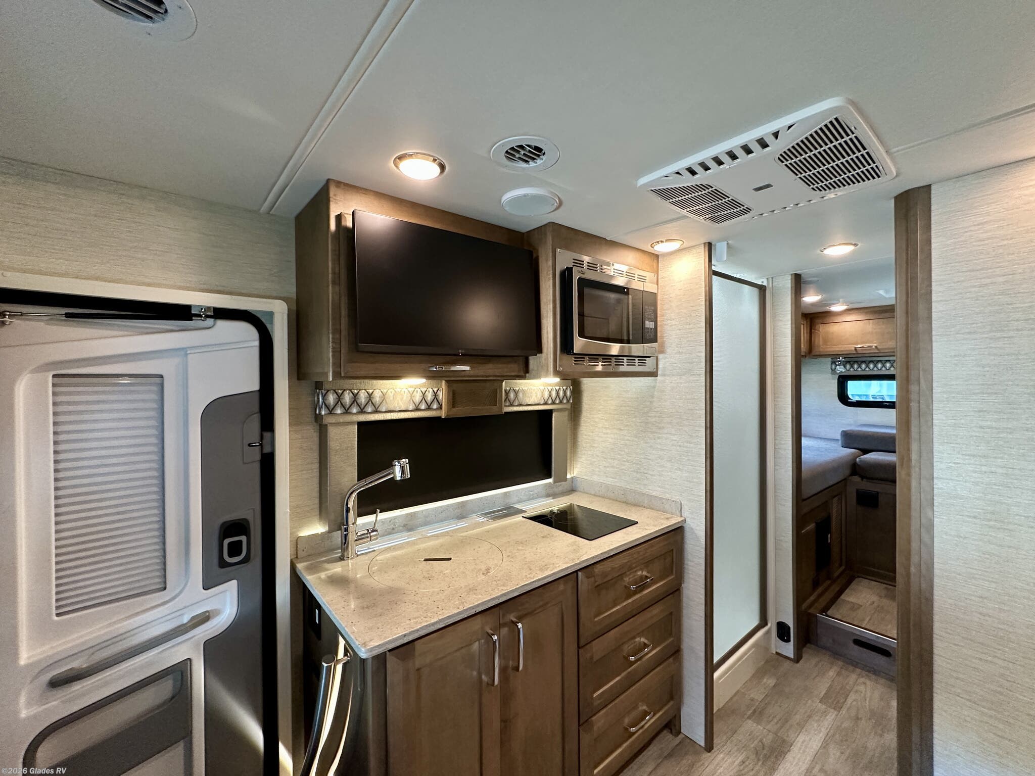 2024 Wayfarer 25 LW by Tiffin from Glades RV in Fort Myers, Florida
