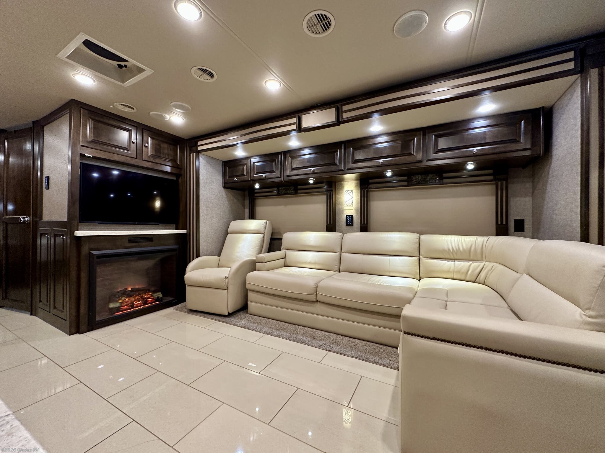 Used 2018 Tiffin Allegro Red 37 PA available in Fort Myers, Florida