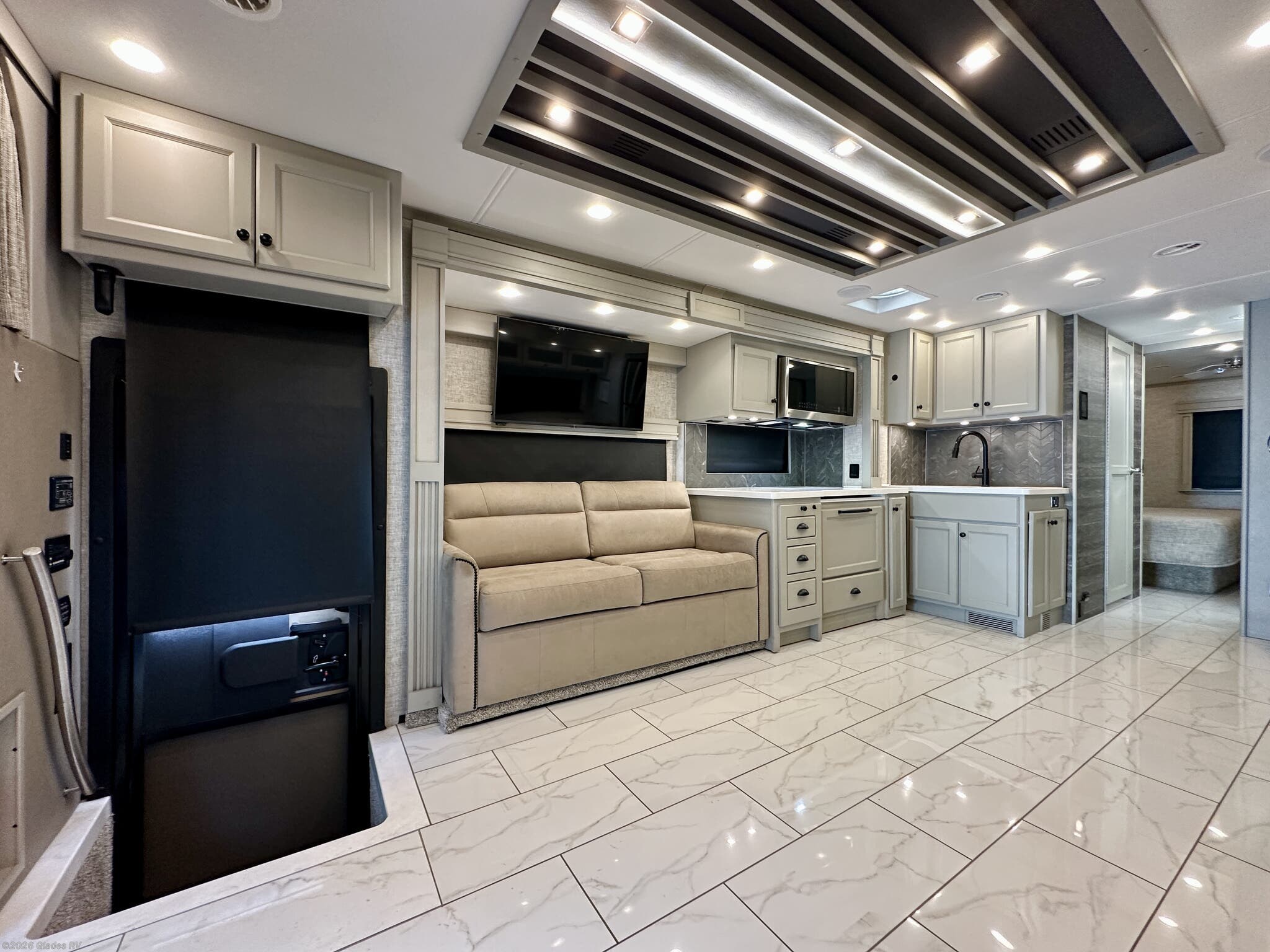 2024 Allegro Bay 38 AB by Tiffin from Glades RV in Fort Myers, Florida