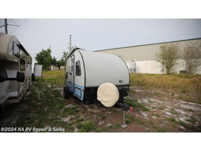 2019 Forest River R-Pod RP-182G - Used Travel Trailer For Sale by KA RV Repair & Sales in DeBary, Florida features Awning, Spare Tire Kit, Slideout, Microwave, Exterior Speakers