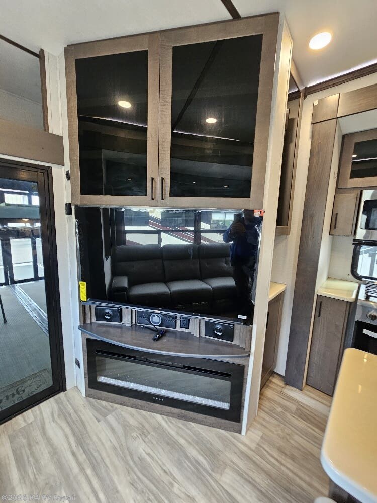 2021 Alliance RV Valor 41V15 RV for Sale in DeBary, FL 32713 10170