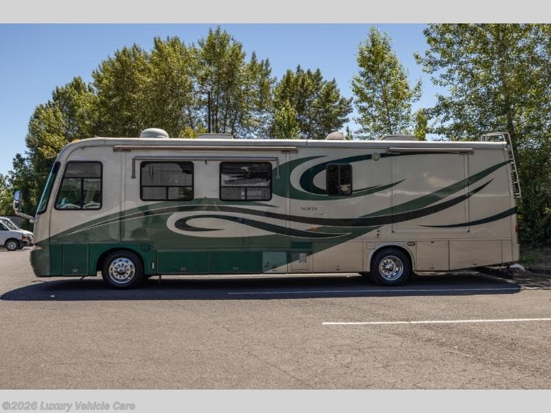 2005 Northern Star 3931 by Newmar from Luxury Vehicle Care in Portland, Oregon