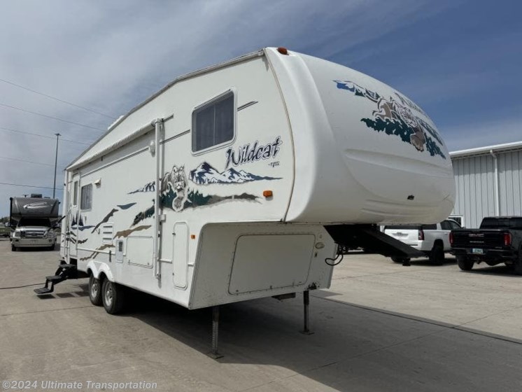 Used 2004 Forest River Wildcat 27RL available in Fargo, North Dakota