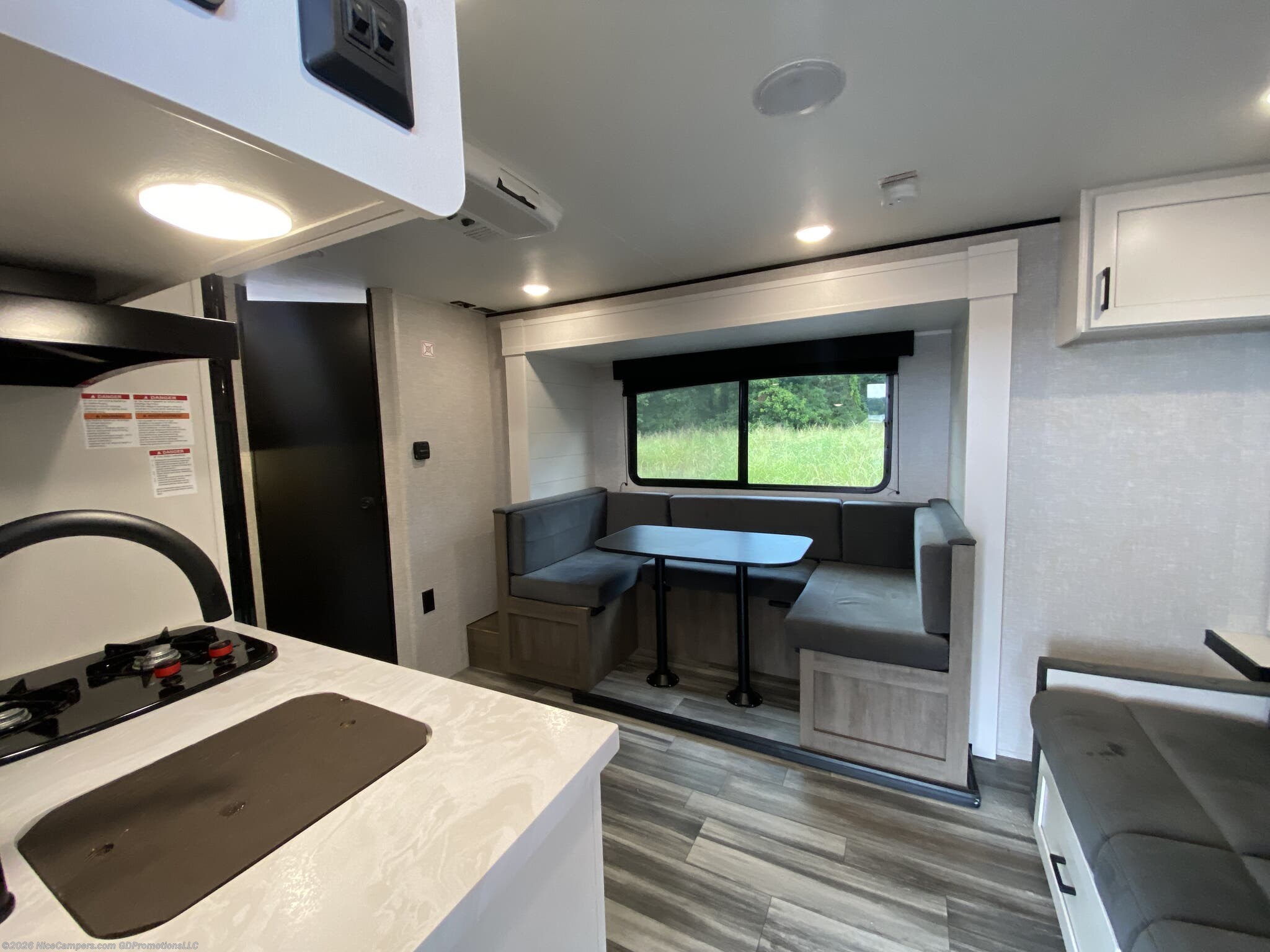 2025 Jay Flight SLX 197MB by Jayco from NiceCampers.com in Russellville, Arkansas