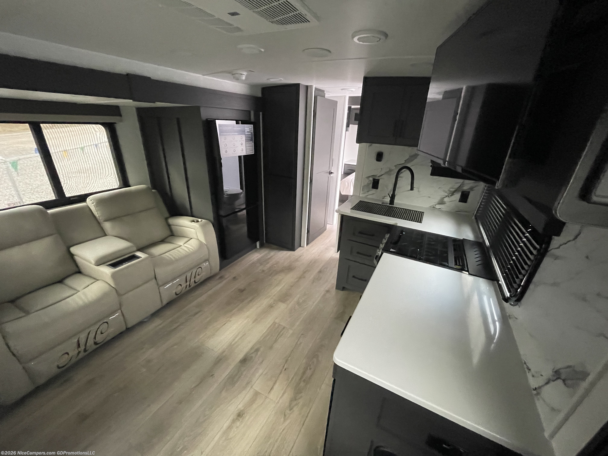 2026 Flagstaff Super Lite 26SRD by Forest River from NiceCampers.com in Russellville, Arkansas