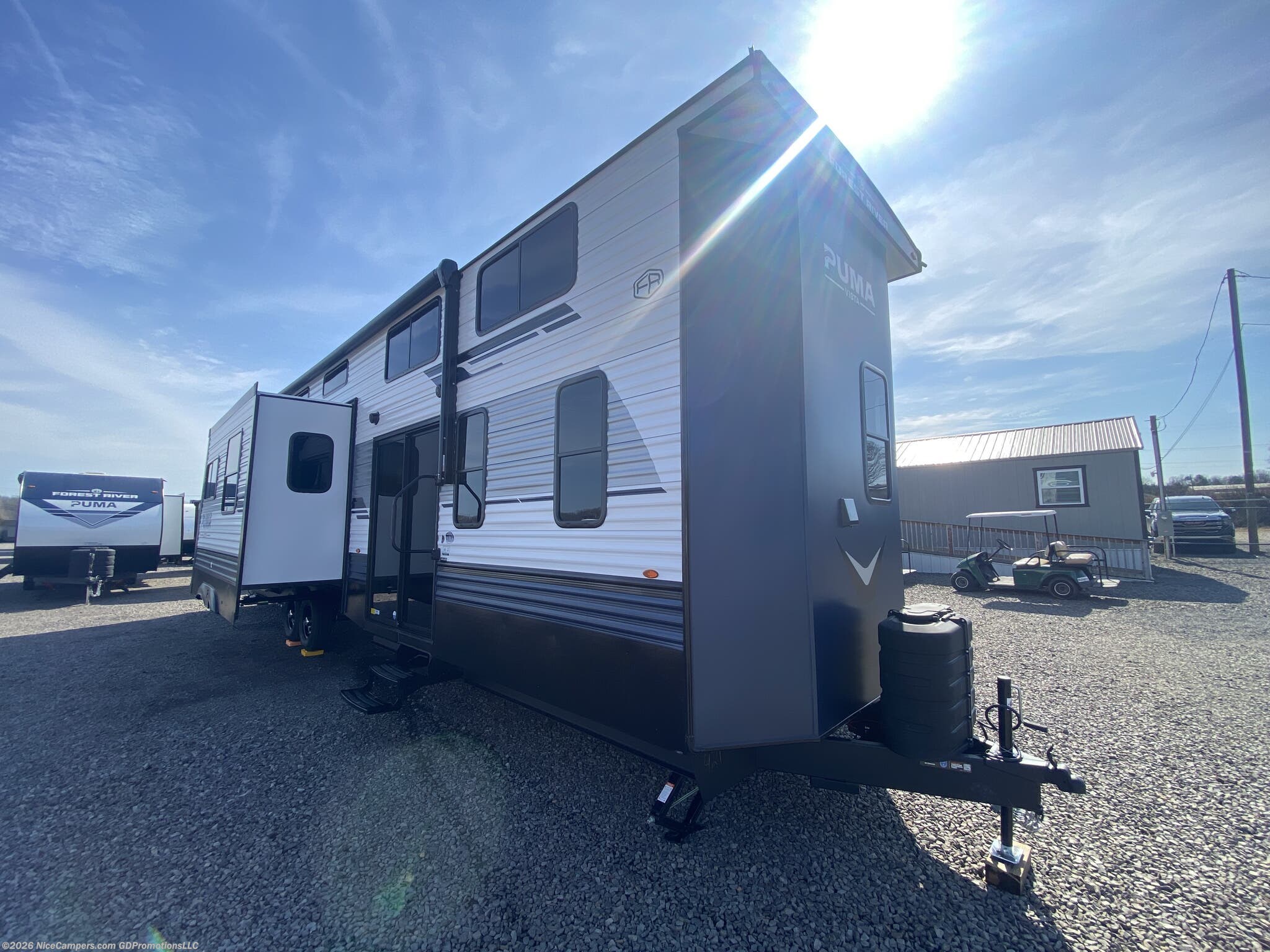 2026 Puma Vista 421LFT by Forest River from NiceCampers.com in Russellville, Arkansas