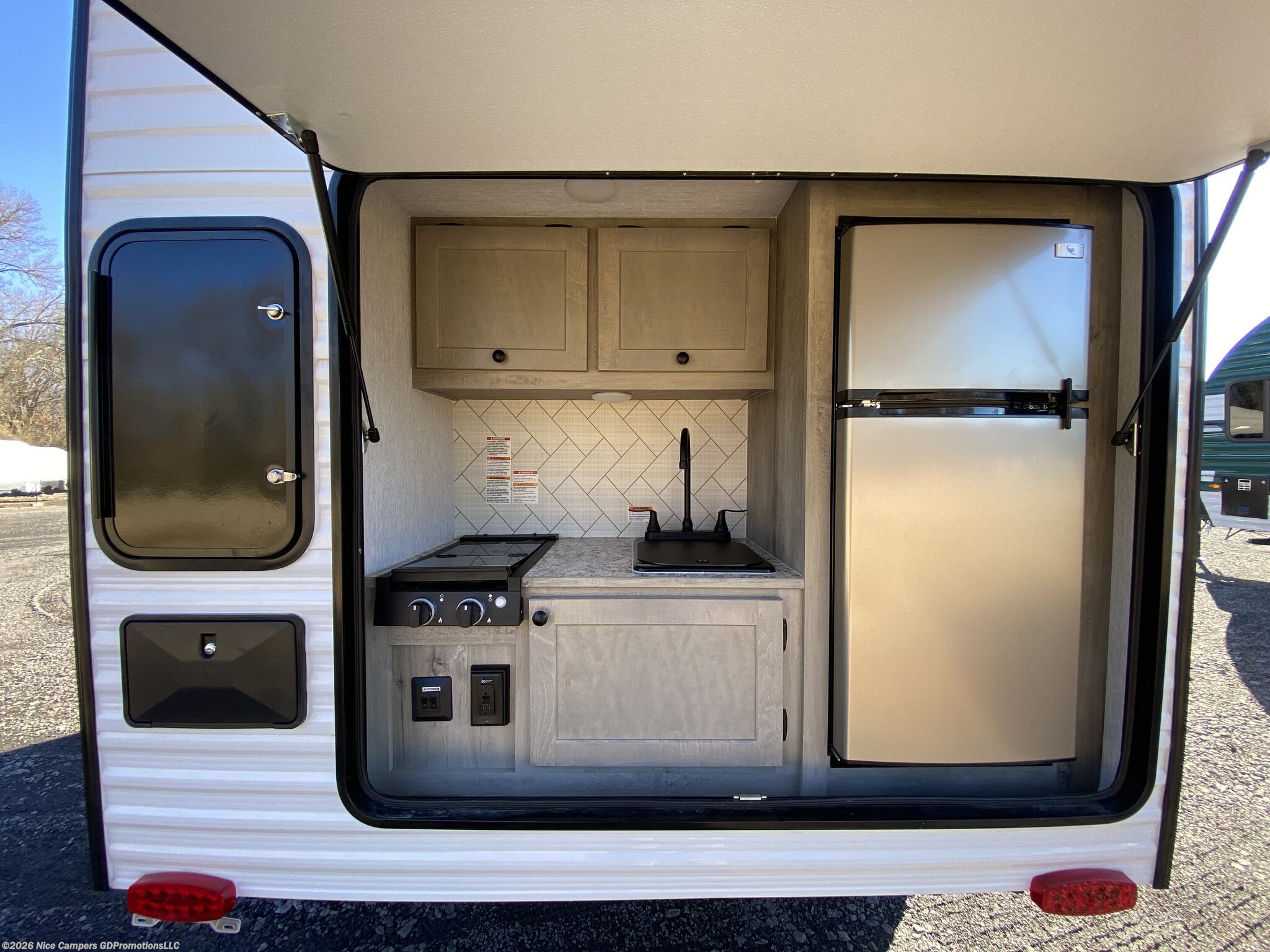 2026 SunRay 129 by Sunset Park RV from Nice Campers in Russellville, Arkansas