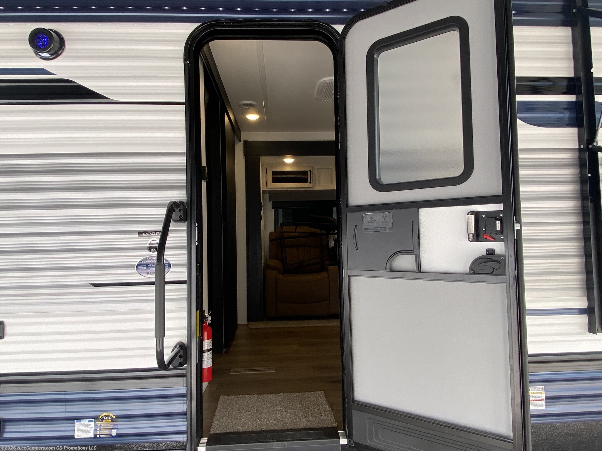 2026 Puma 220FK by Forest River from NiceCampers.com in Russellville, Arkansas