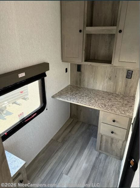 2026 Sun Lite LTD 21 DO by Sunset Park RV from NiceCampers.com in Russellville, Arkansas