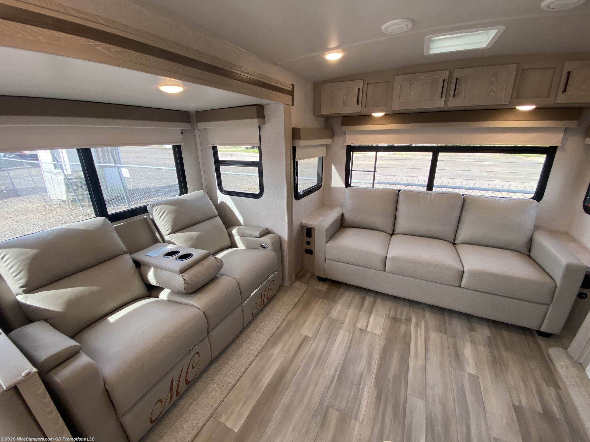 2023 Flagstaff Super Lite 29RLBS by Forest River from NiceCampers.com in Russellville, Arkansas