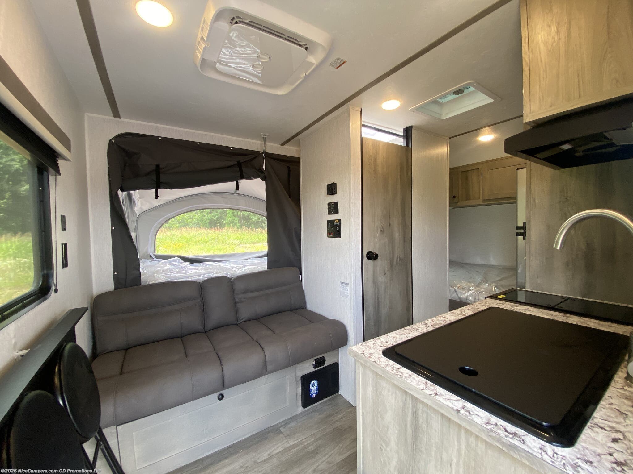 2026 Sun Lite 15MBX by Sunset Park RV from NiceCampers.com in Russellville, Arkansas
