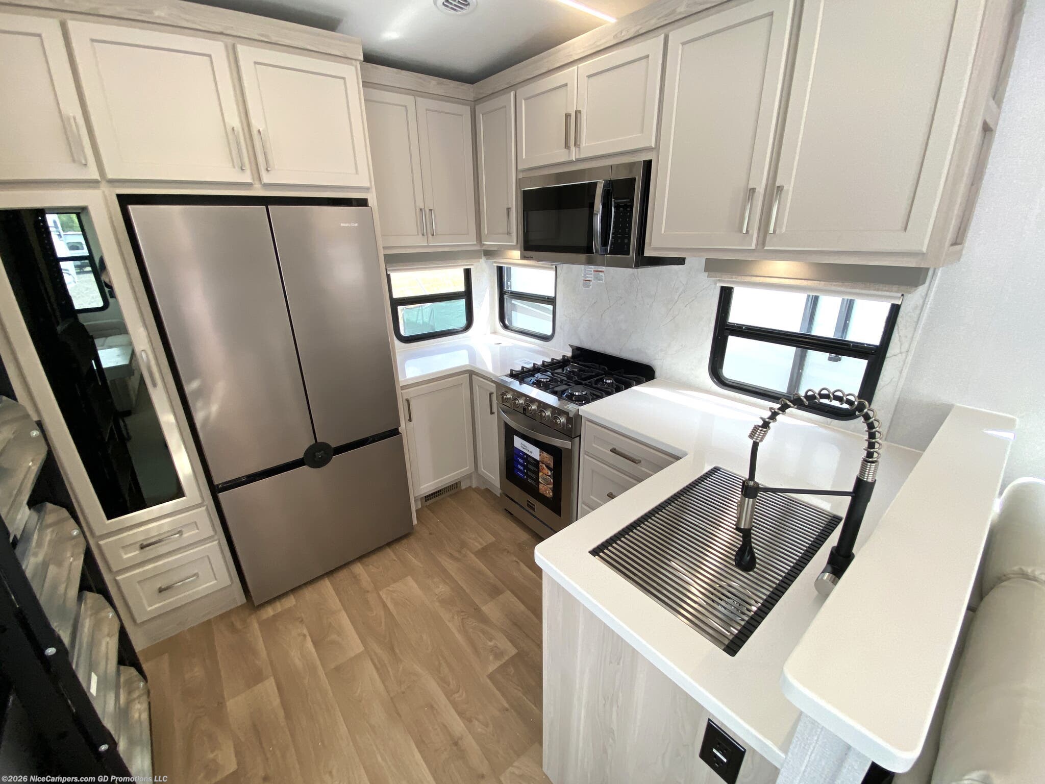 2027 Columbus 384RKH by Forest River from NiceCampers.com in Russellville, Arkansas
