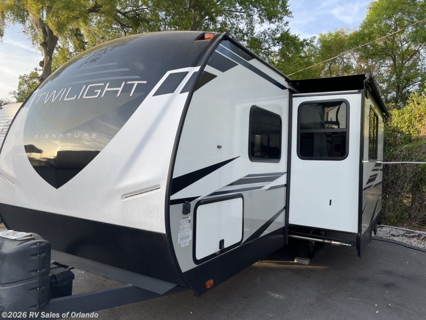 2022 Twilight RV Signature TWS 2100